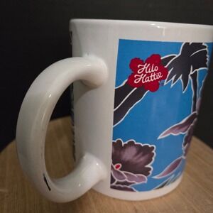 Hilo Hattie Hawaii Coffee Mug Cup Pineapple Floral‎ Tropical Souvenir